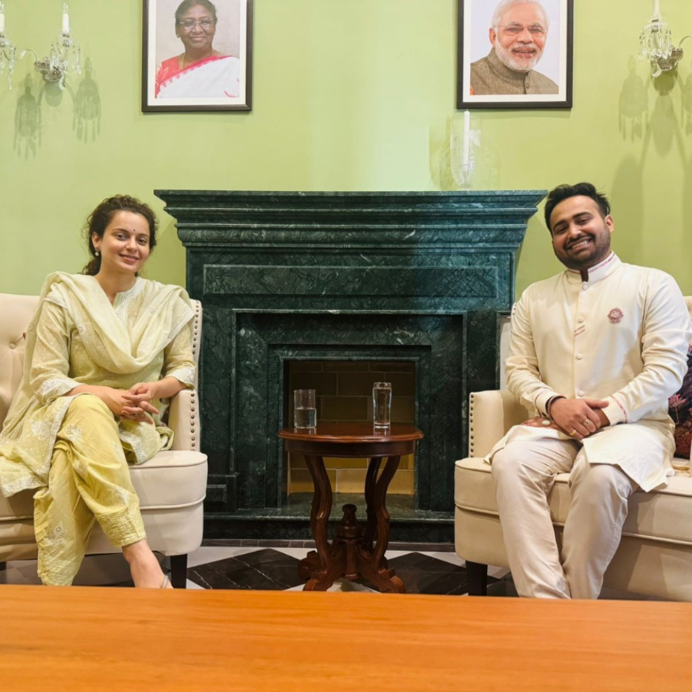 Kangana Ranaut with Astro Arun Pandit